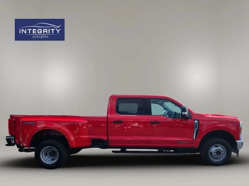Used 2025 Ford F350 XLT AWD/4WD image 6