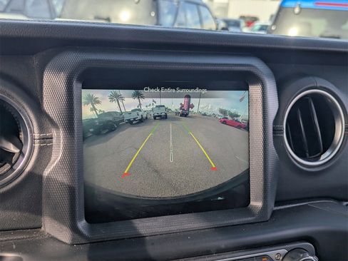 Used 2021 Jeep Wrangler Unlimited Sahara 4xe w/ Cold Weather Group image 21