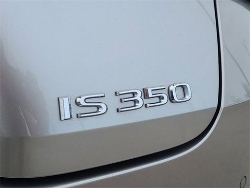 Used 2023 Lexus IS 350 F Sport image 9