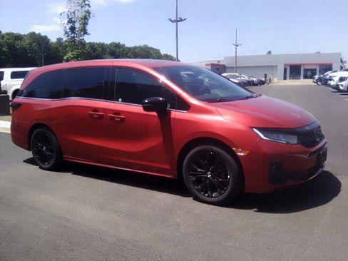 Used 2025 Honda Odyssey Sport-L image 1