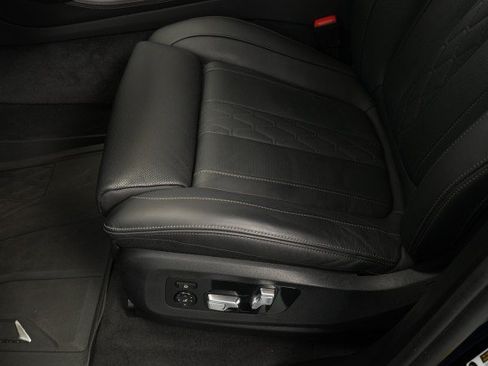 Used 2024 BMW X5 M60i AWD/4WD image 34