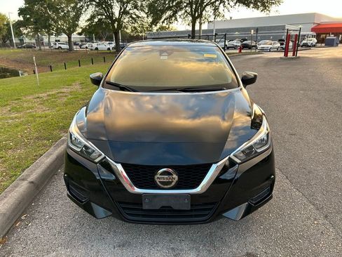 Used 2022 Nissan Versa SV FWD image 8