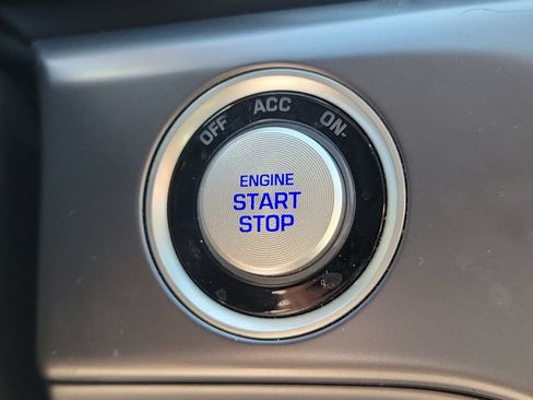 Used 2018 Hyundai Sonata Limited FWD image 29