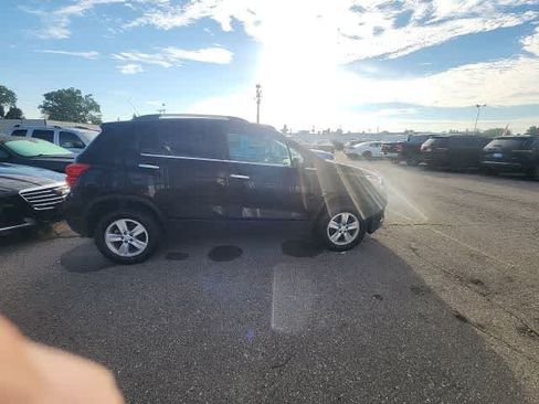 Used 2019 Chevrolet Trax LT w/ LT Convenience Package AWD/4WD image 7