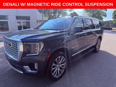 Used 2021 GMC Yukon XL Denali image 3