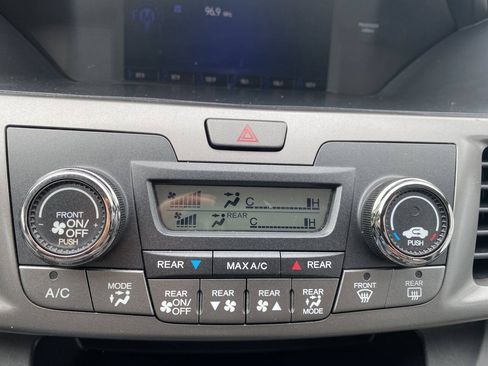 Used 2016 Honda Odyssey LX image 28