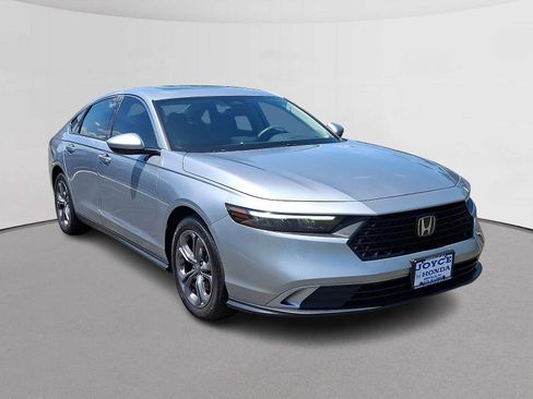 Certified 2023 Honda Accord EX image 2