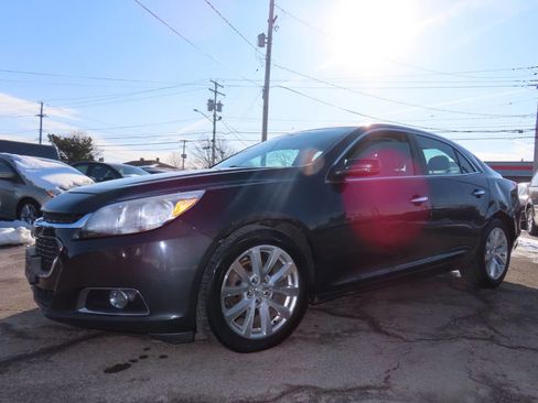 Used 2016 Chevrolet Malibu LTZ image 4