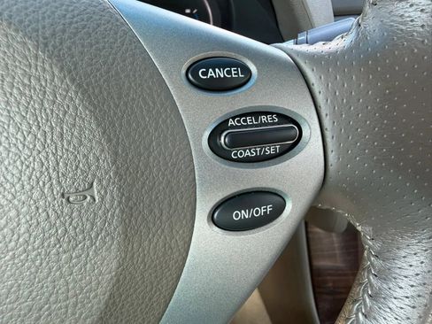 Used 2010 Nissan Altima Hybrid Sedan w/ Convenience Pkg FWD image 17