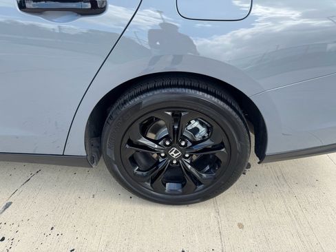 Certified 2025 Honda Accord SE image 31