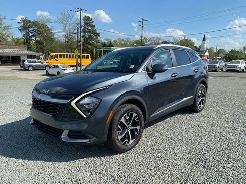 Used 2023 Kia Sportage EX image 6