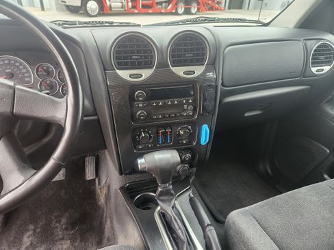 Used 2008 GMC Envoy SLE w/ Sun And Sound Package image 3