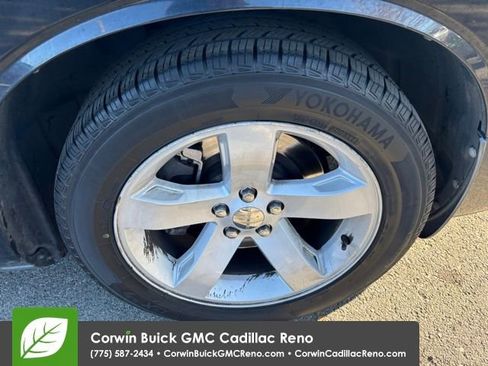 Used 2014 Dodge Challenger R/T image 21