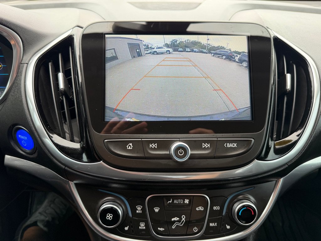 Used 2018 Chevrolet Volt Premier w/ Driver Confidence Package FWD image 27