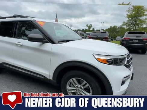 Used 2020 Ford Explorer XLT w/ Equipment Group 202A AWD/4WD image 2