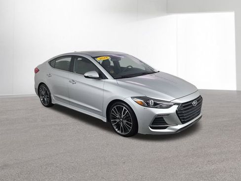 Used 2018 Hyundai Elantra Sport w/ Sport Premium Package 03 FWD image 12