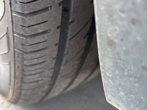 Used 2023 Volkswagen Tiguan SE image 22