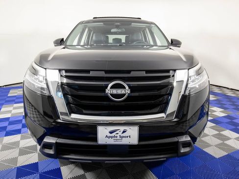 Used 2022 Nissan Pathfinder SV FWD image 2