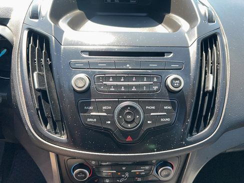 Used 2018 Ford Escape SE FWD image 18