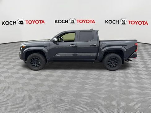 Used 2024 Toyota Tacoma Limited w/ Limited Package (LT) AWD/4WD image 4