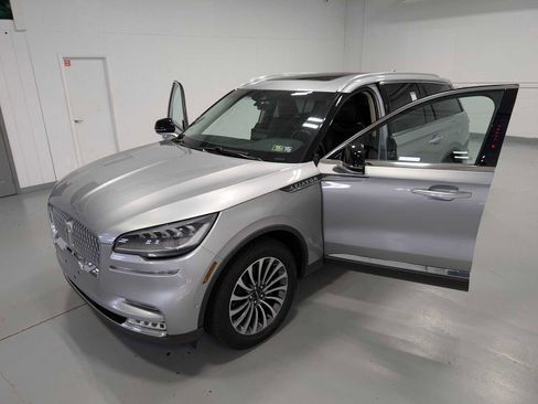 Used 2020 Lincoln Aviator Reserve w/ Equipment Group 201A image 13