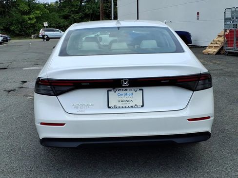 Used 2023 Honda Accord EX image 5