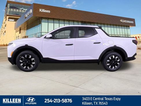 Used 2025 Hyundai Santa Cruz SE image 5