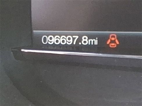 Used 2018 Ford Explorer XLT w/ Equipment Group 202A image 20