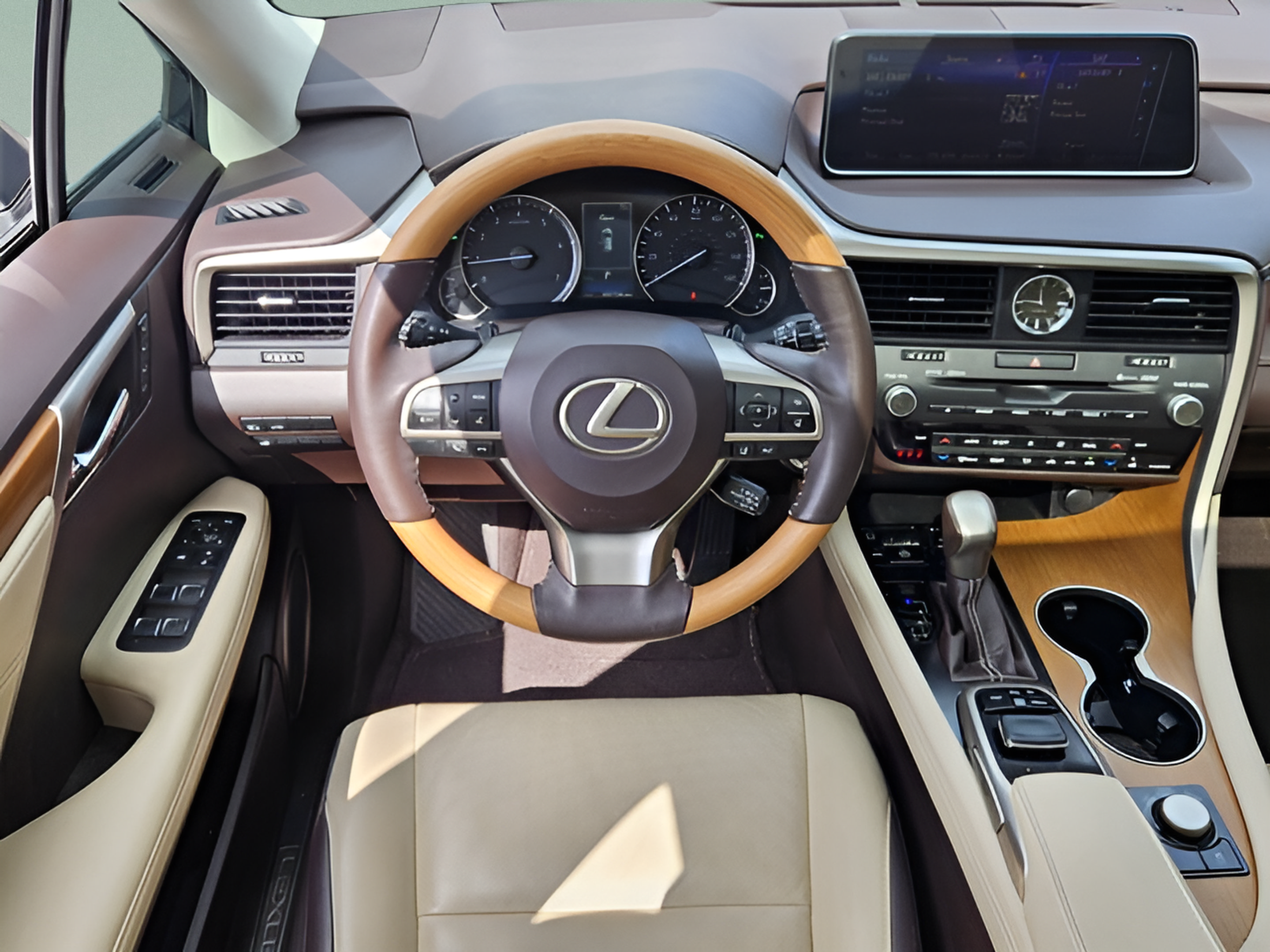 Used 2018 Lexus RX 350 FWD w/ Premium Package image 11