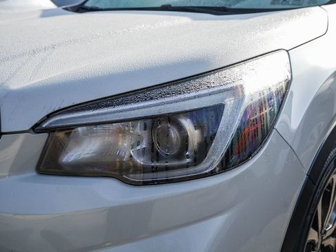 Used 2019 Subaru Forester Limited image 12