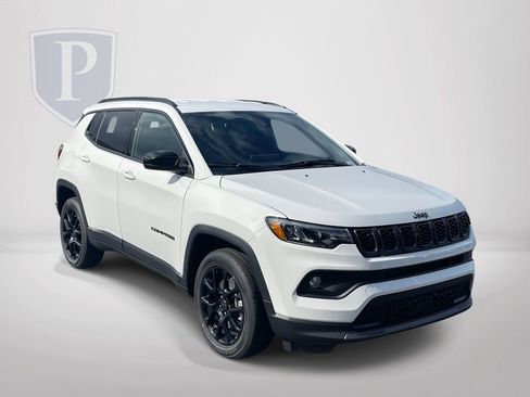 New 2026 Jeep Compass Latitude image 1
