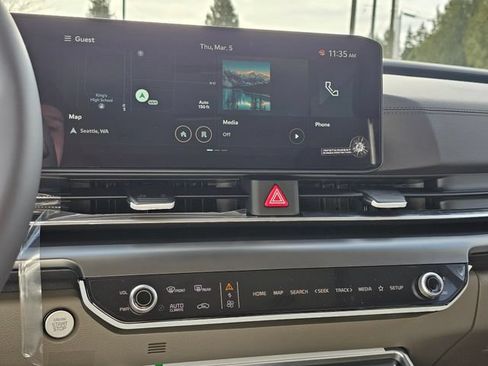 New 2026 Kia Carnival FWD image 21