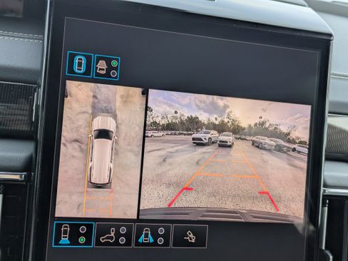 New 2026 GMC Yukon XL Elevation image 32