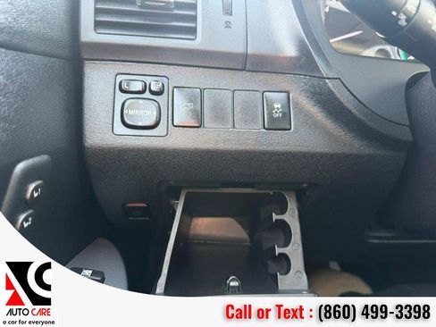 Used 2015 Toyota Venza XLE image 21