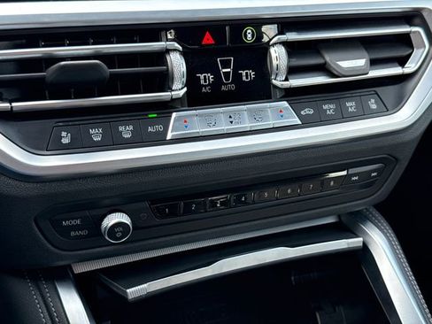 Used 2023 BMW 440i xDrive Convertible w/ Premium Package image 28