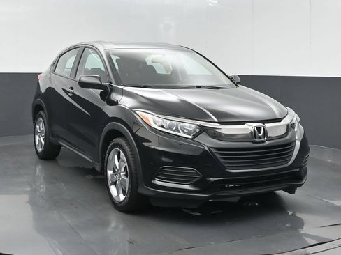 Certified 2022 Honda HR-V LX image 3