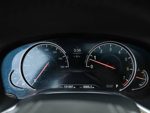 Used 2018 BMW 740i RWD image 12