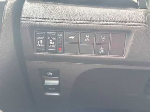 Used 2019 Honda Odyssey EX-L image 29
