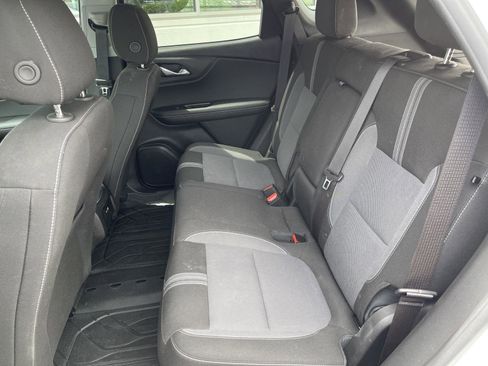Used 2024 Chevrolet Blazer LT w/ Convenience Package FWD image 37