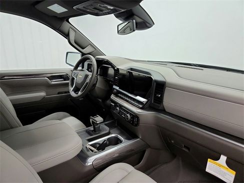 New 2026 Chevrolet Silverado 1500 LTZ w/ LTZ Convenience Package II image 34