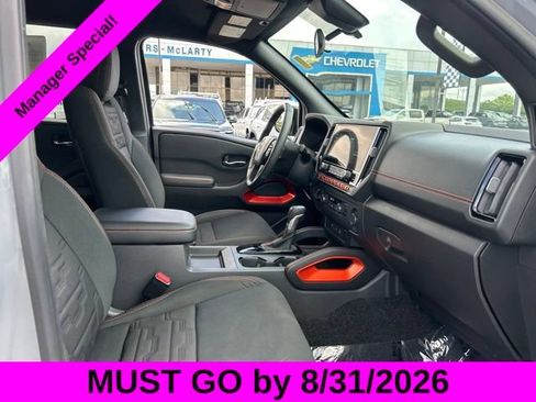 Used 2025 Nissan Frontier PRO-4X AWD/4WD image 31