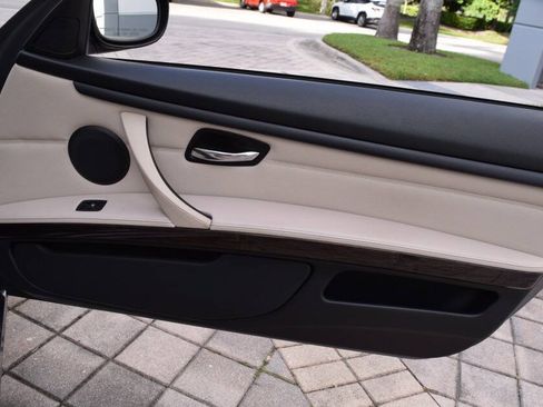 Used 2013 BMW 328i Convertible RWD image 75
