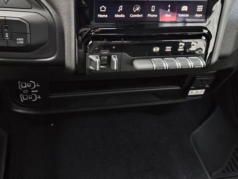 New 2026 RAM 3500 Tradesman image 18