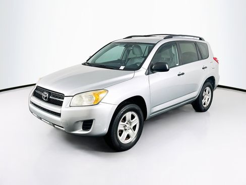 Used 2011 Toyota RAV4 FWD 4dr 4-cyl 4-Spd AT (Natl) w/ Base L4 Extra Value Pkg image 3