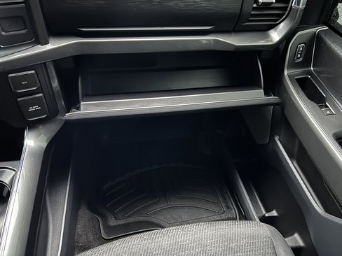 Used 2022 Ford F150 XLT w/ Equipment Group 302A High image 31