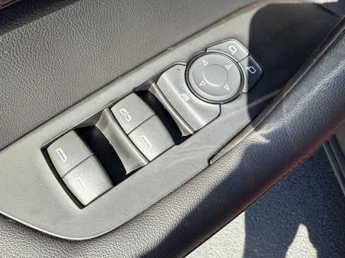 Used 2022 Chevrolet Blazer RS w/ Enhanced Convenience Package image 16