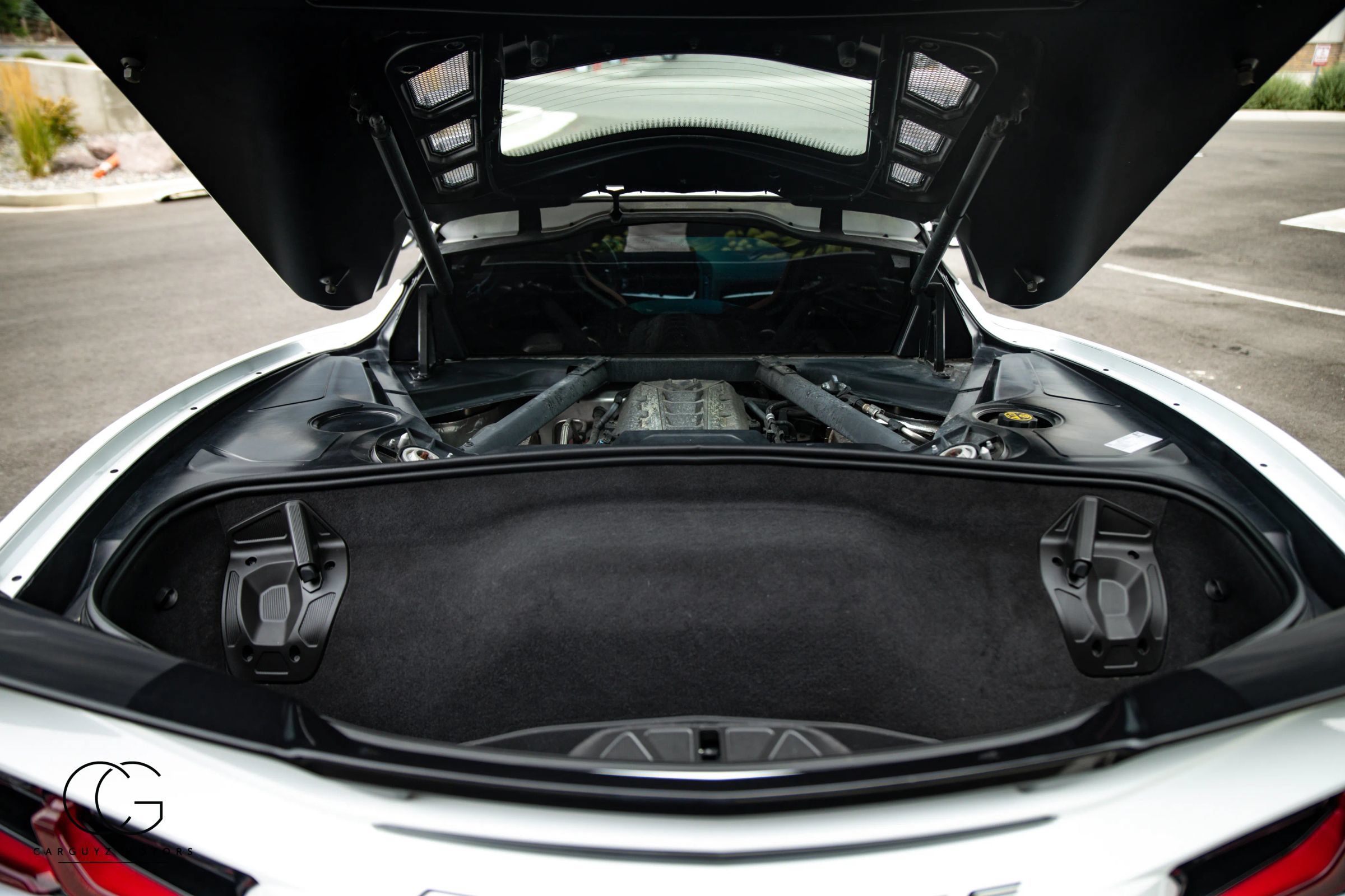 Used 2020 Chevrolet Corvette Stingray Coupe w/ Z51 Performance Package RWD image 39