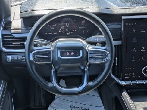 Certified 2025 GMC Acadia Elevation AWD/4WD image 14