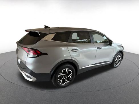 Used 2025 Kia Sportage LX image 14