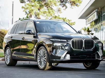 New 2026 BMW X7 xDrive40i w/ Premium Package